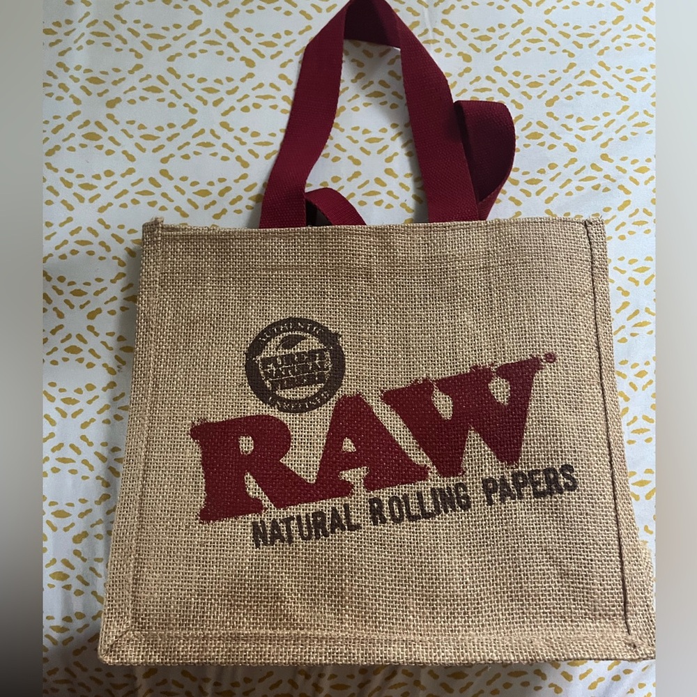 *NWOT* RAW STRAW TOTE BAG